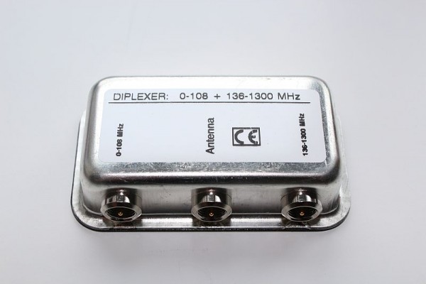 Weiche 0-108MHz / 136-1300MHz