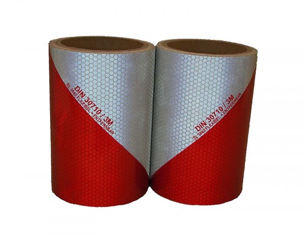 Sicherheitskennzeichnung für PKW rechtsweisend, 141 mm breit